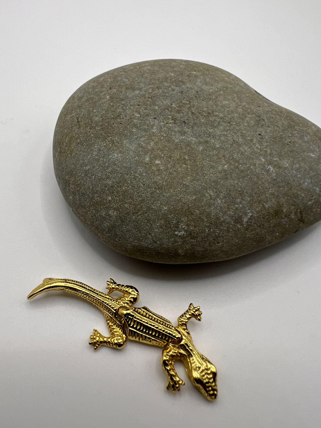 Flexible Articulated Gold Lizard Pendant — 18k Gold Plated