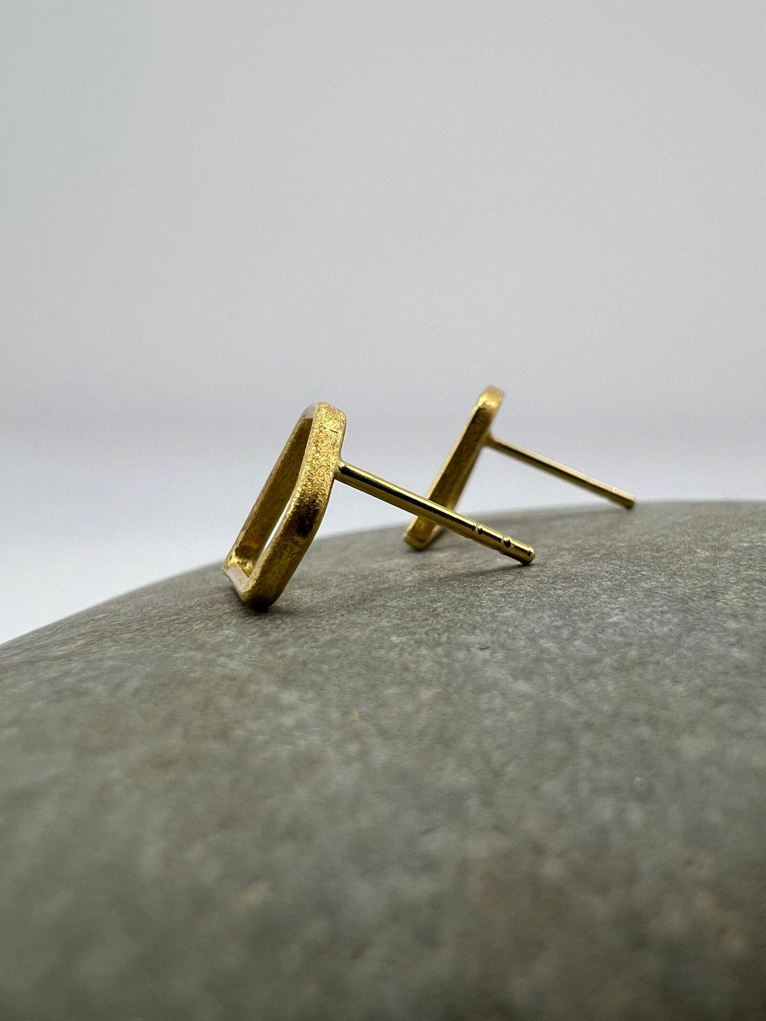 Diamond Shape Stud Earrings — 18k Gold Plated
