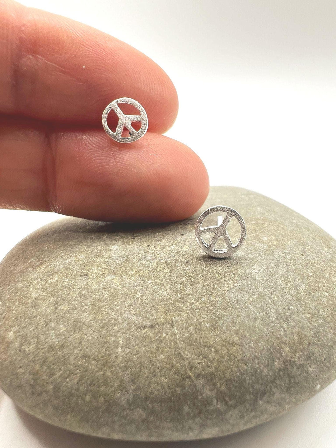 Peace Sign Stud Earrings — Matte 925 Silver