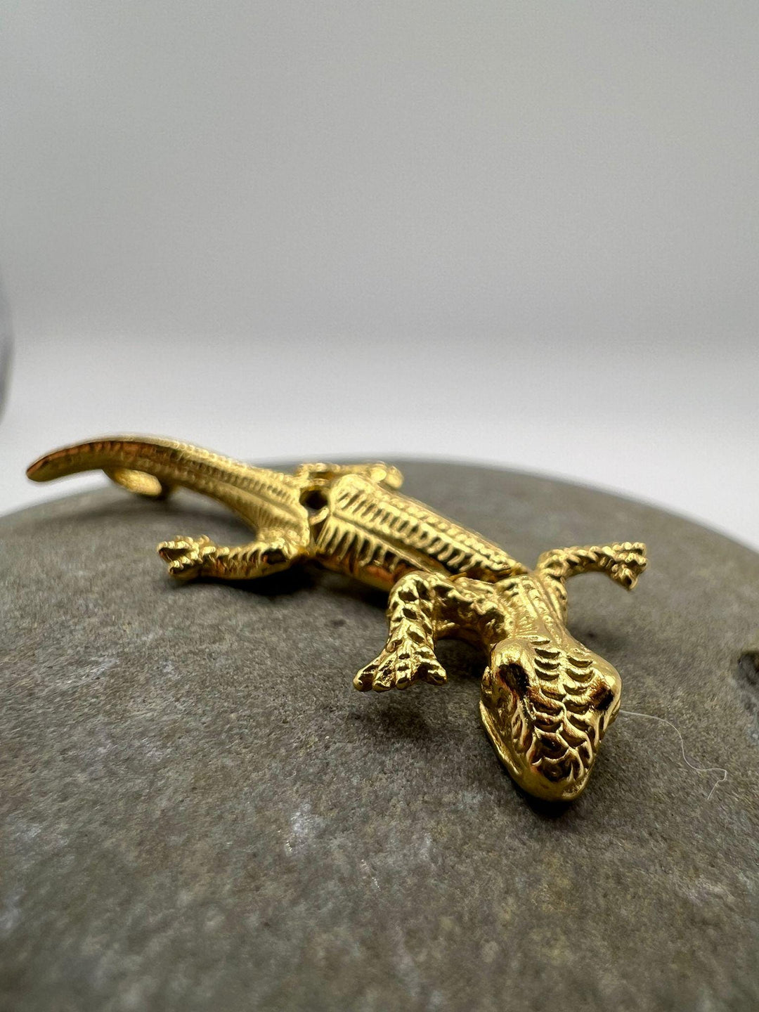 Flexible Articulated Gold Lizard Pendant — 18k Gold Plated