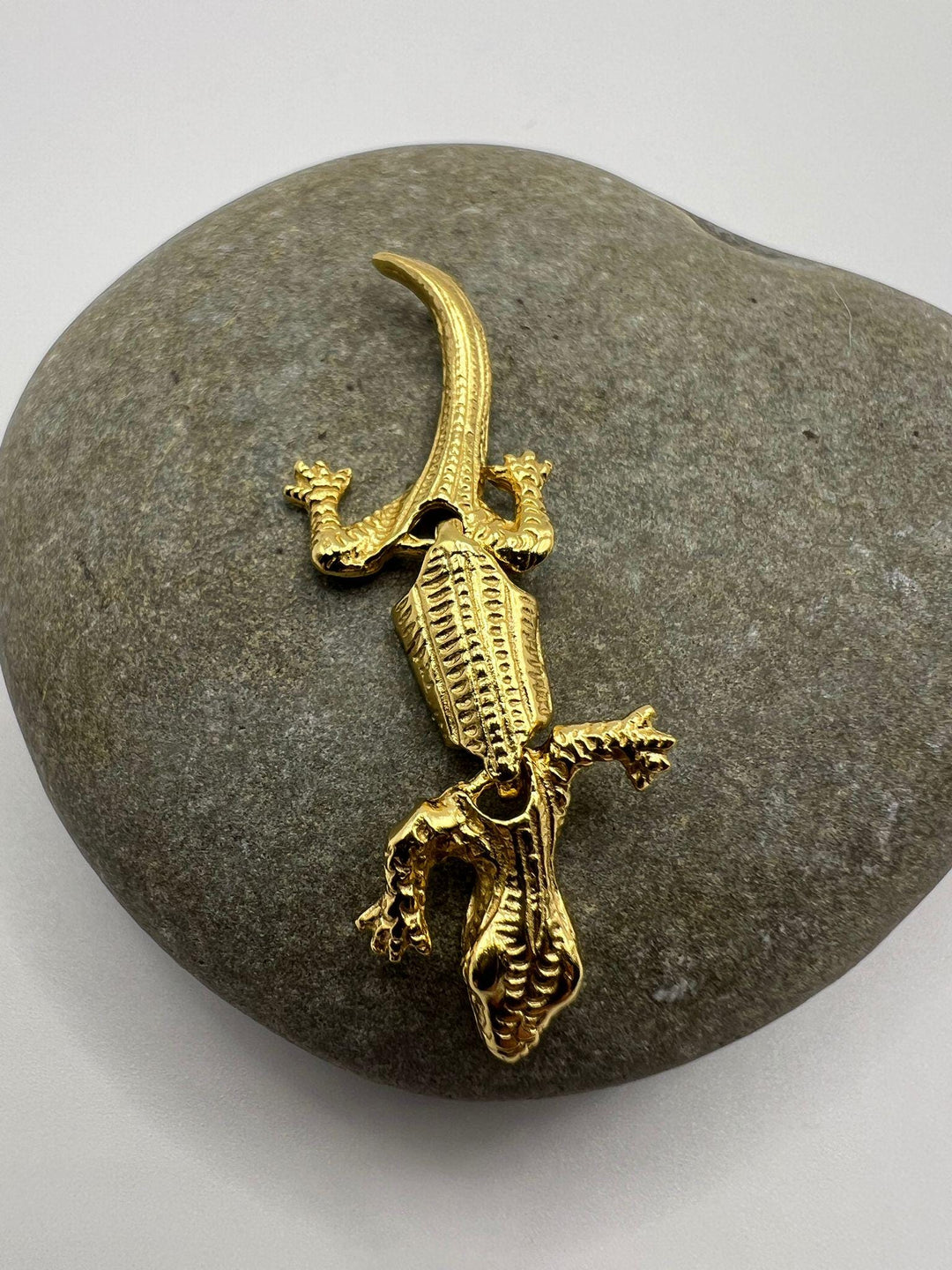 Flexible Articulated Gold Lizard Pendant — 18k Gold Plated