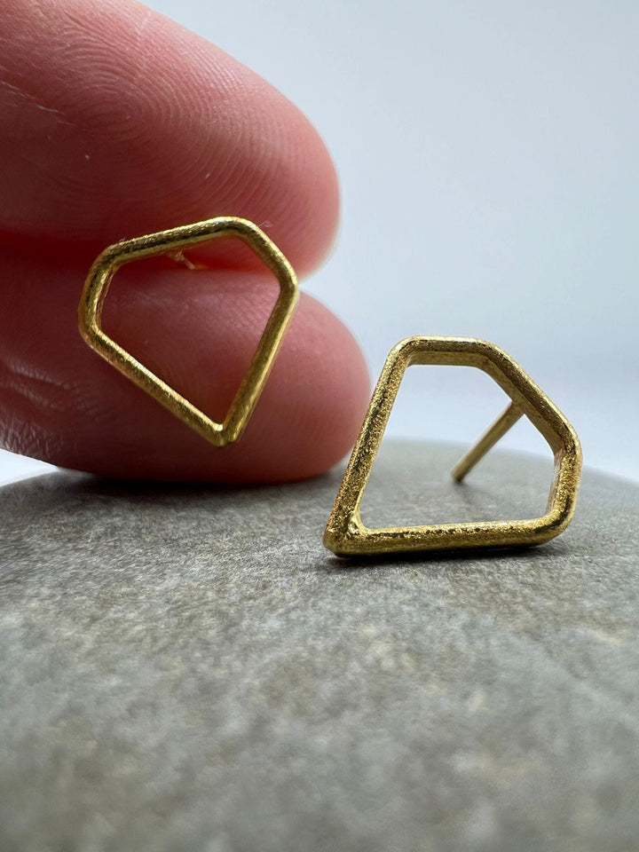 Diamond Shape Stud Earrings — 18k Gold Plated