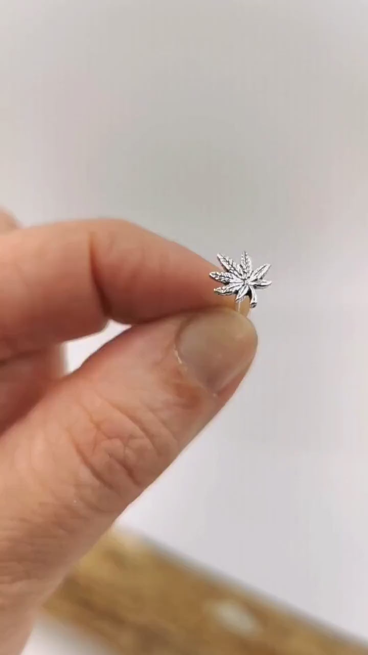 Cannabis Leaf Stud Earrings — 925 Silver or 18k Gold Plated